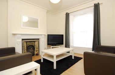 Clifton Place, Greenbank, Plymouth - Image 2